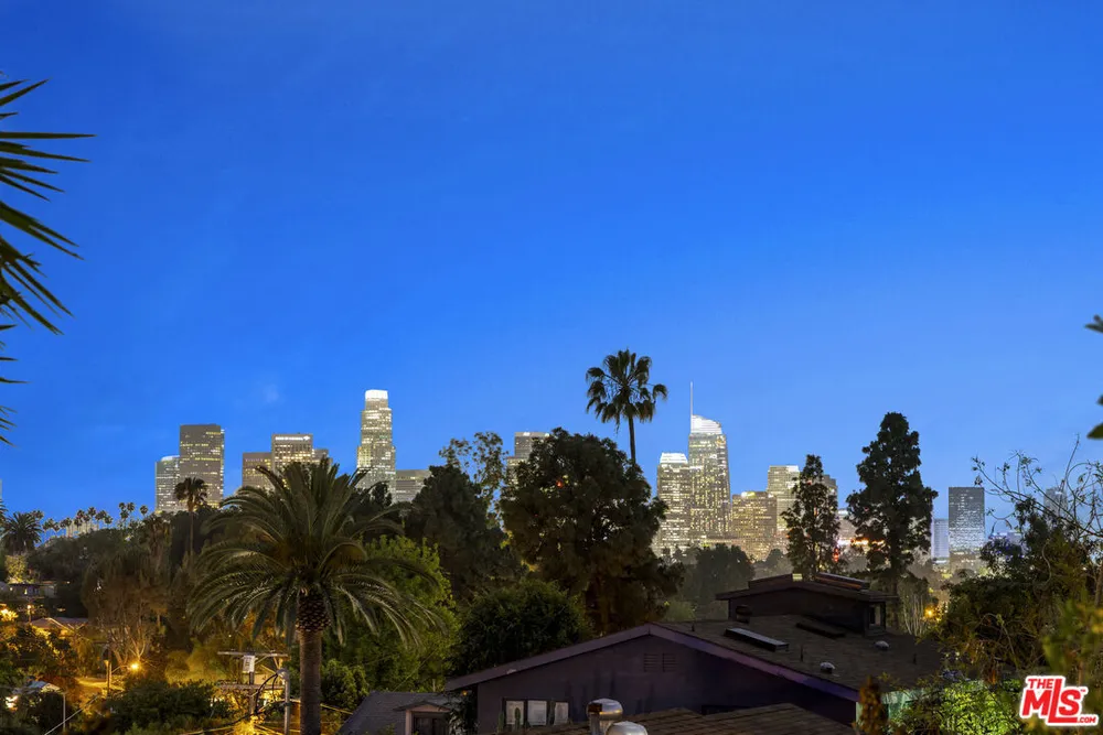 1903 Lake Shore Ave, Silver Lake, CA 90039