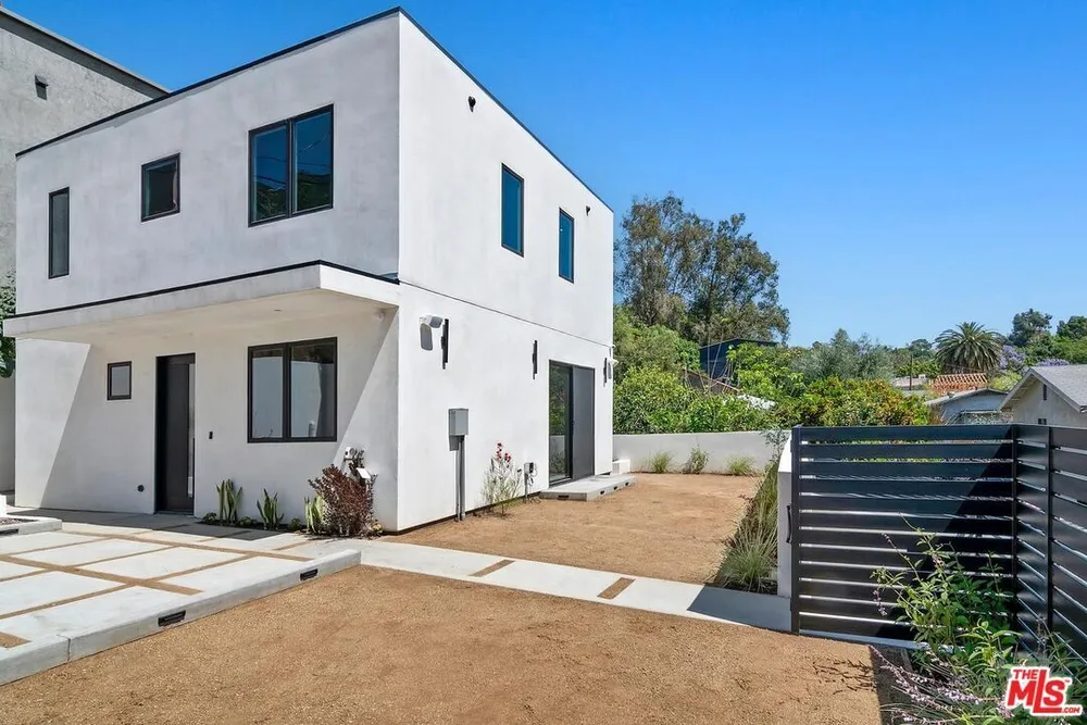 1903 Lake Shore Ave, Silver Lake, CA 90039