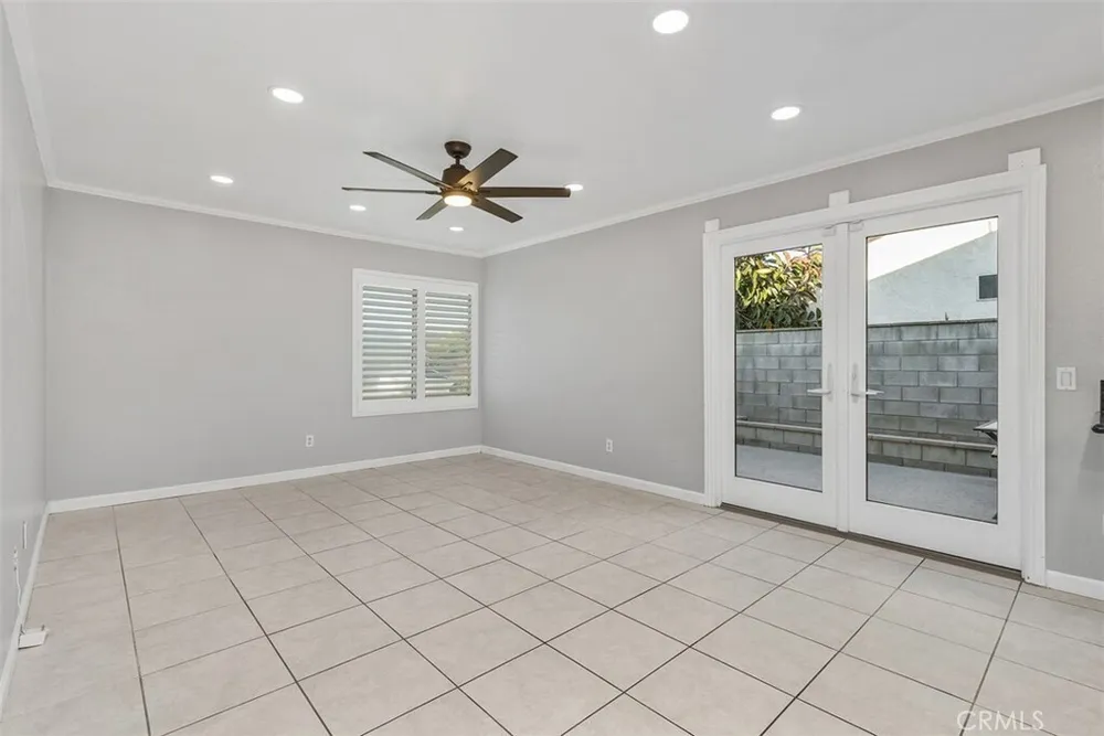 1130 Zircon St, Corona, CA 92882