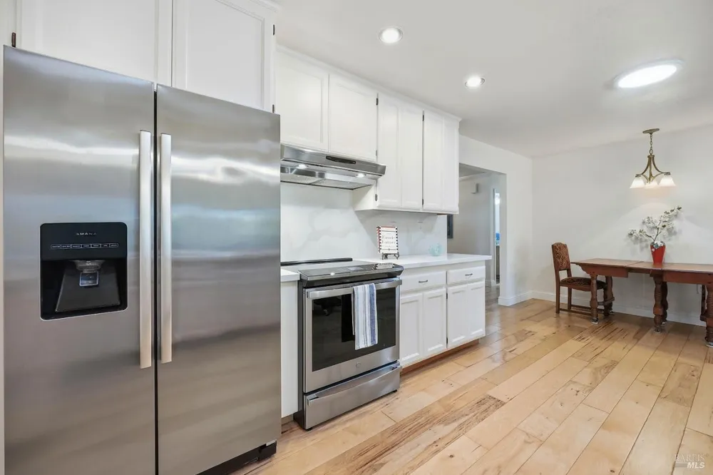 180 Barrio Way, Windsor, CA 95492