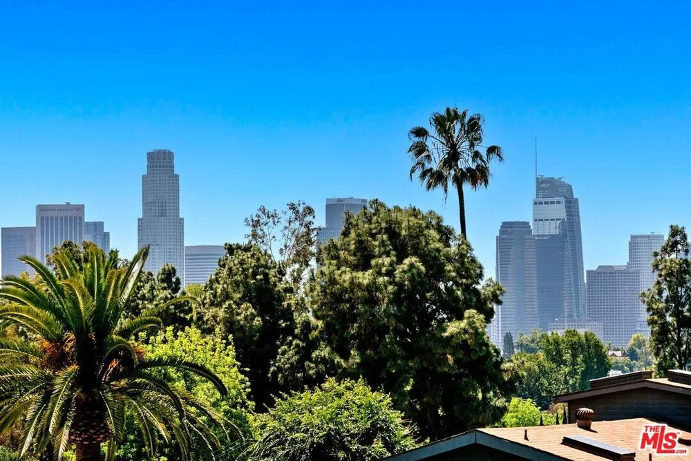 1903 Lake Shore Ave, Silver Lake, CA 90039