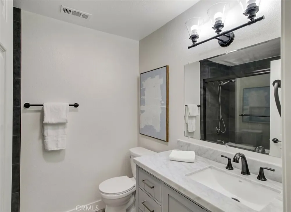 1520 Creekside Ct, Pasadena, CA 91107