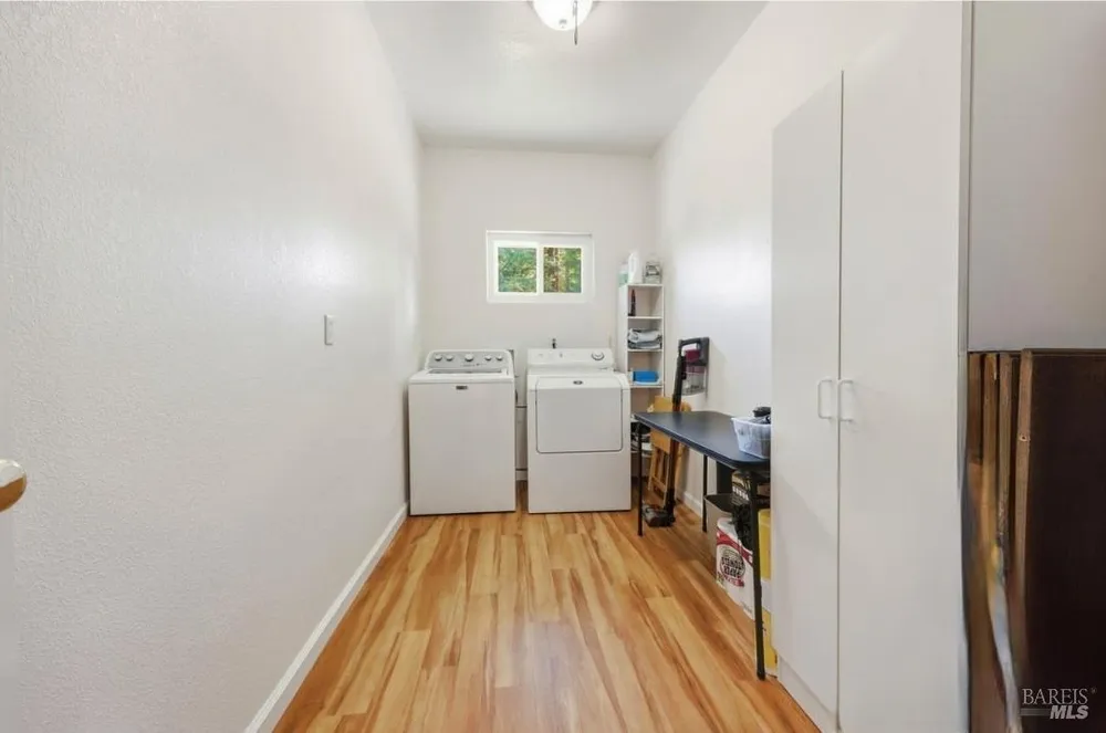 180 Barrio Way, Windsor, CA 95492