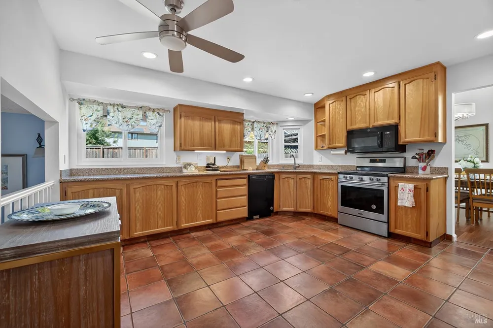 5410 Corbett Circle, Santa Rosa, CA 95403
