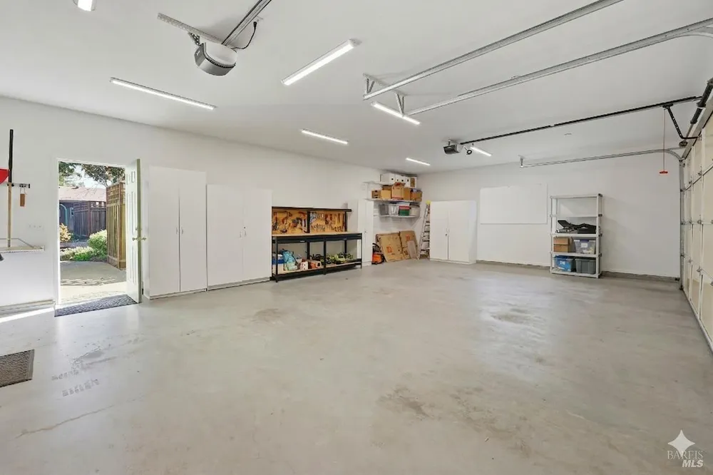 180 Barrio Way, Windsor, CA 95492