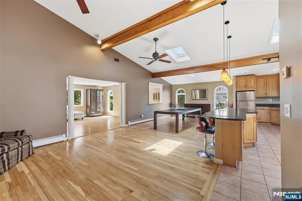 727 Rolling Hill Dr, River Vale, NJ 07675