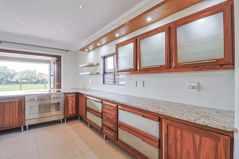 View image gallery of South Africa, North West, Pecanwood Estate