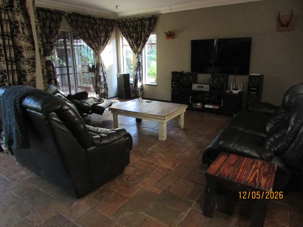 South Africa, North West, Melodie, Annaboom street, 15