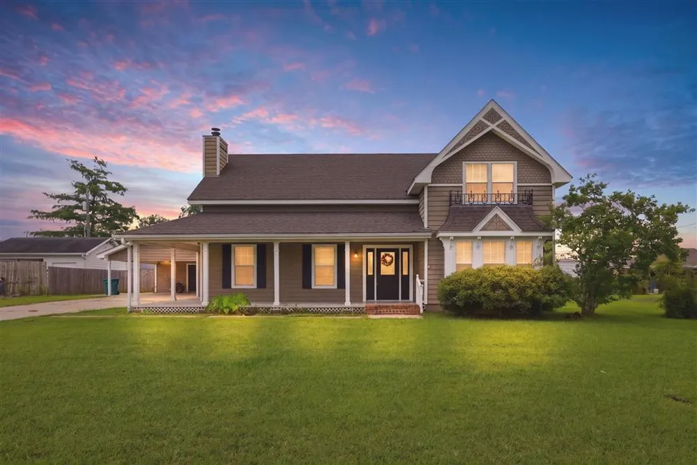 40 Poinsetta Rd, Sulphur, LA 70663-6531