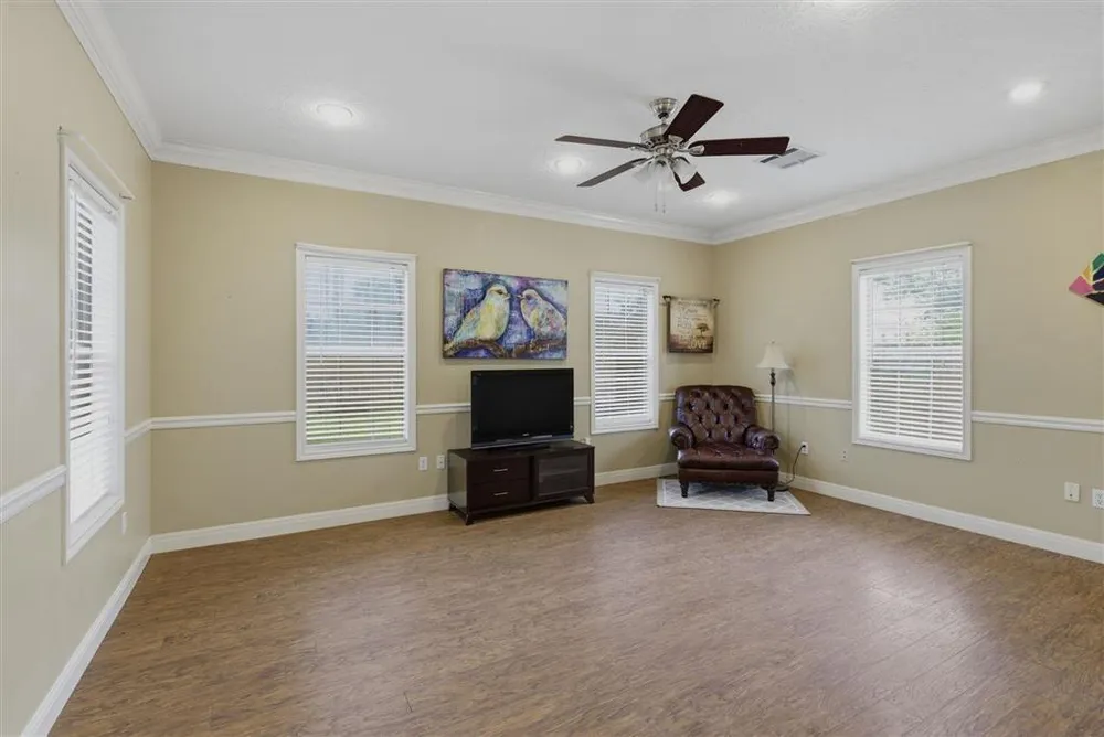 40 Poinsetta Rd, Sulphur, LA 70663-6531