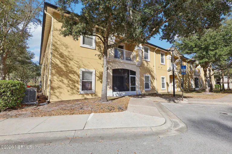 4240 Migration Dr, Jacksonville, FL 32257