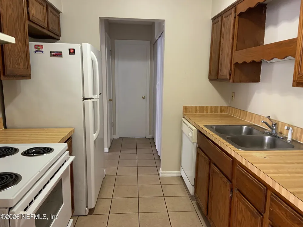 471 Lombard St, Orange Park, FL 32073