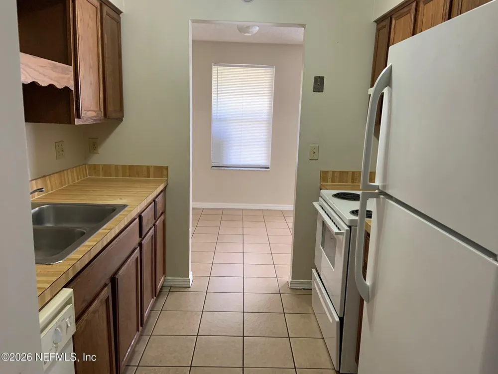 471 Lombard St, Orange Park, FL 32073