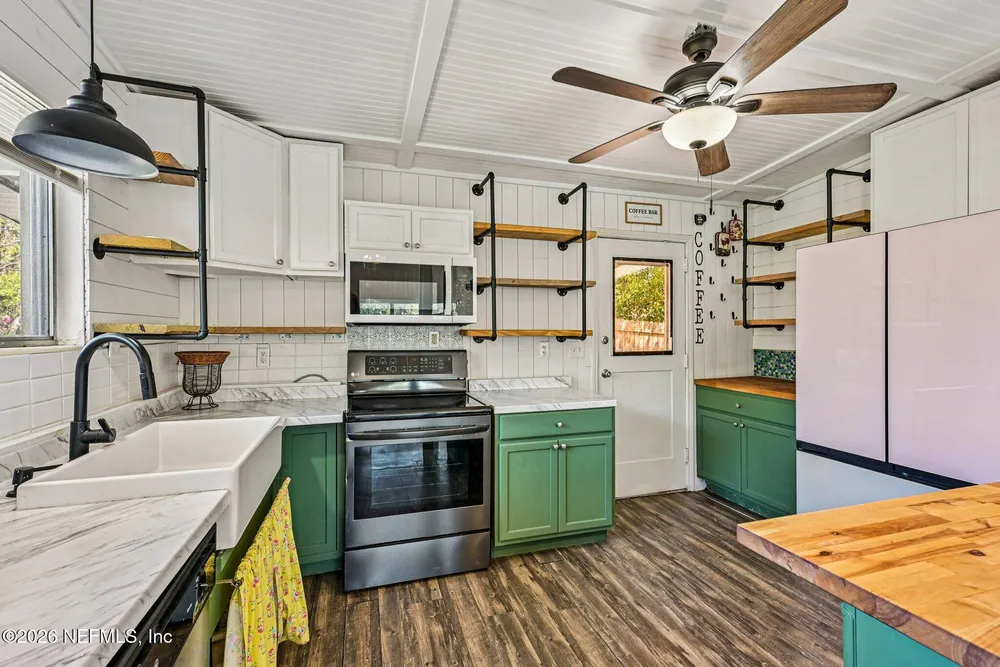 1044 Halifax Rd, Jacksonville, FL 32216