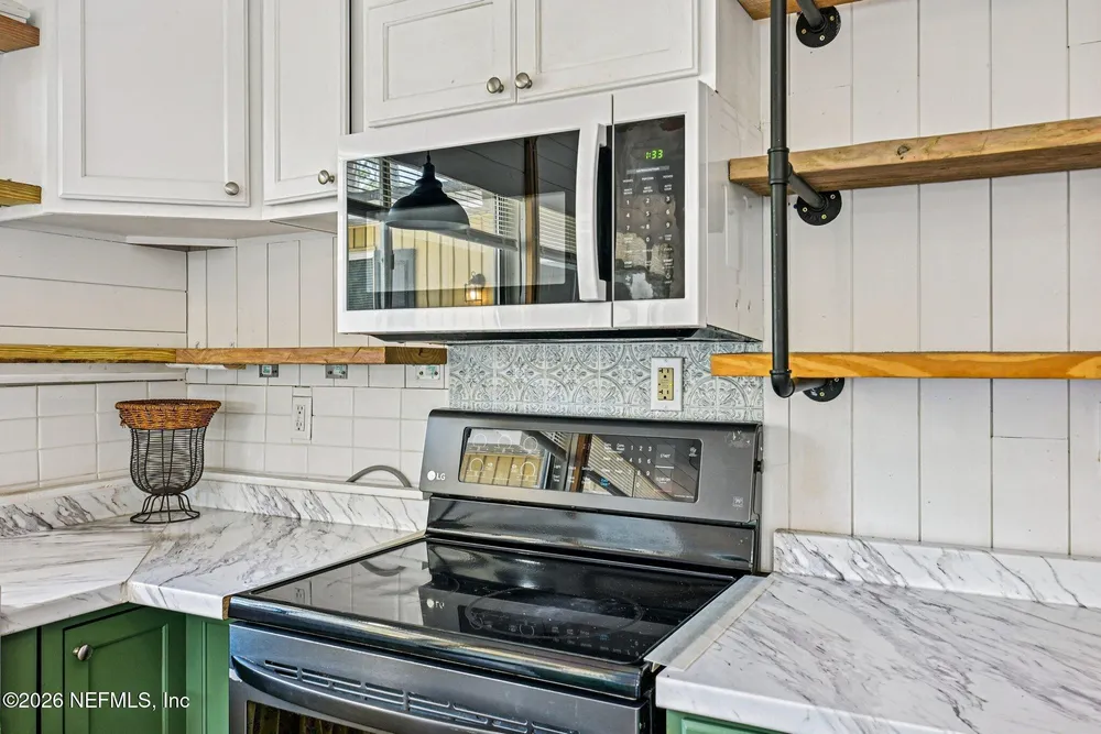 1044 Halifax Rd, Jacksonville, FL 32216
