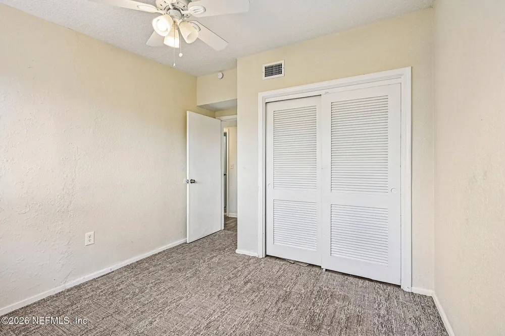 1044 Halifax Rd, Jacksonville, FL 32216