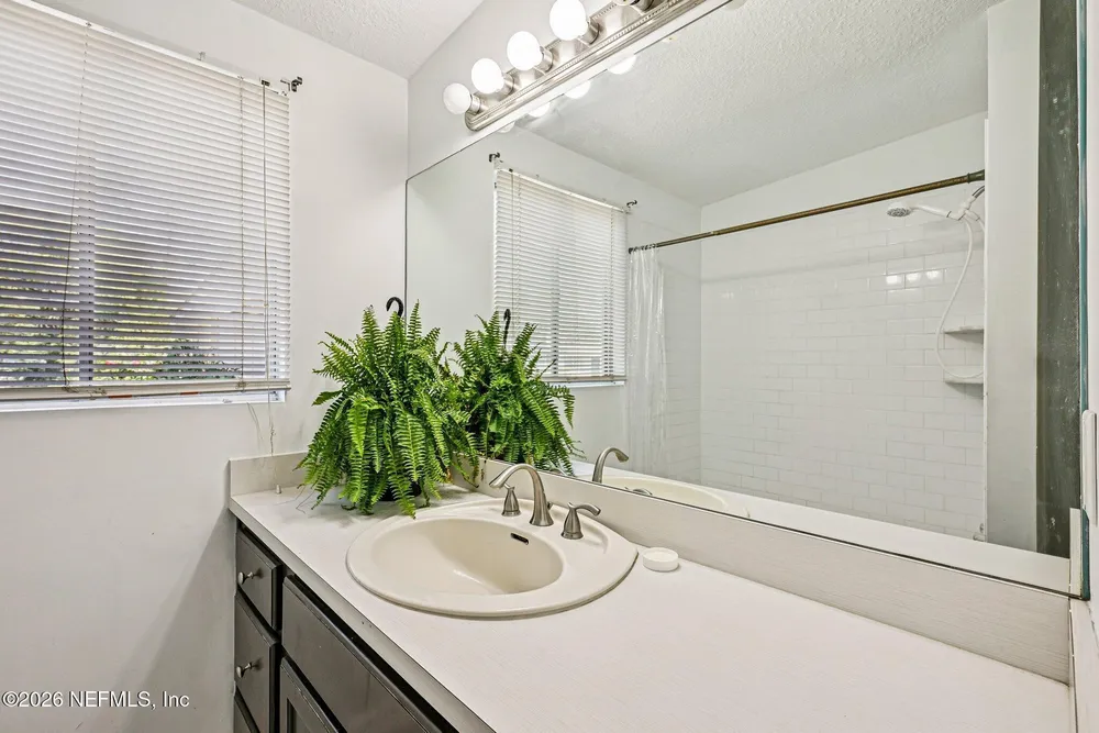 1044 Halifax Rd, Jacksonville, FL 32216