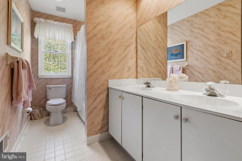 1112 Ashridge Ct, Ambler, PA 19002
