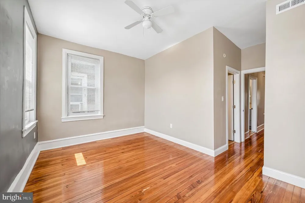 1338 Wagner Ave, Philadelphia, PA 19141
