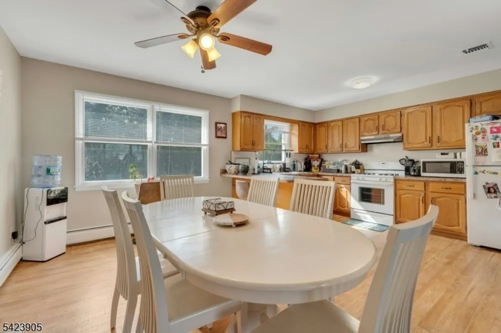 316 N 11th St, Kenilworth, NJ 07033