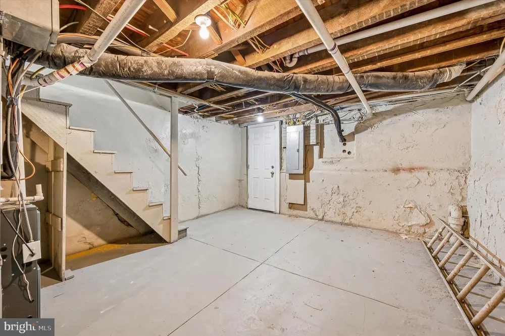 1338 Wagner Ave, Philadelphia, PA 19141