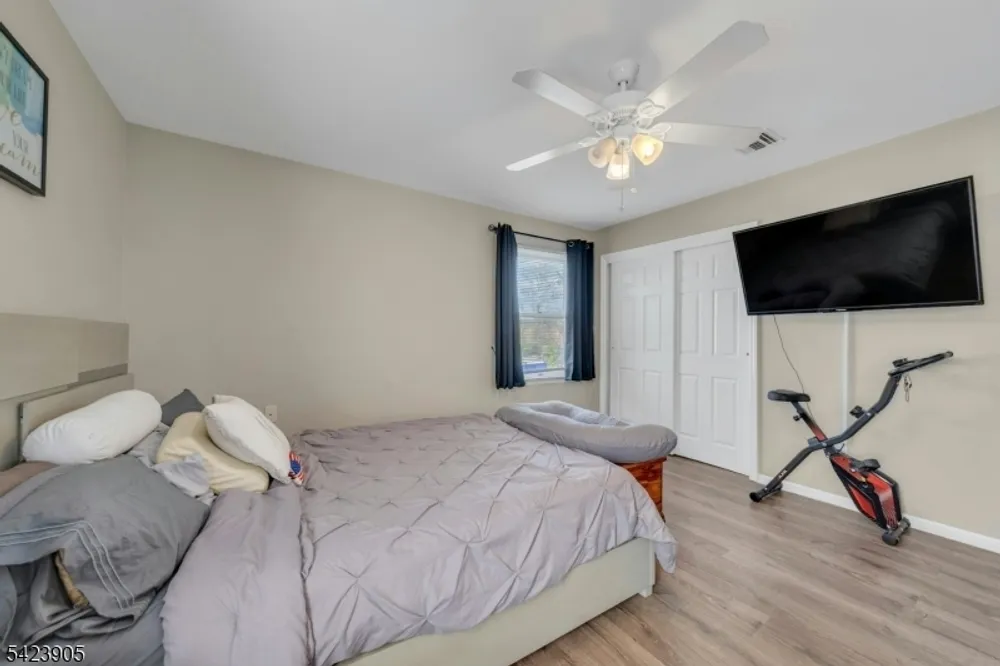 316 N 11th St, Kenilworth, NJ 07033
