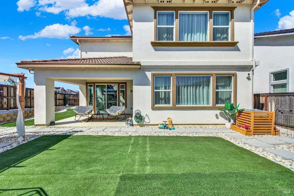 1501 Nightfall Ln, Fairfield, CA 94533