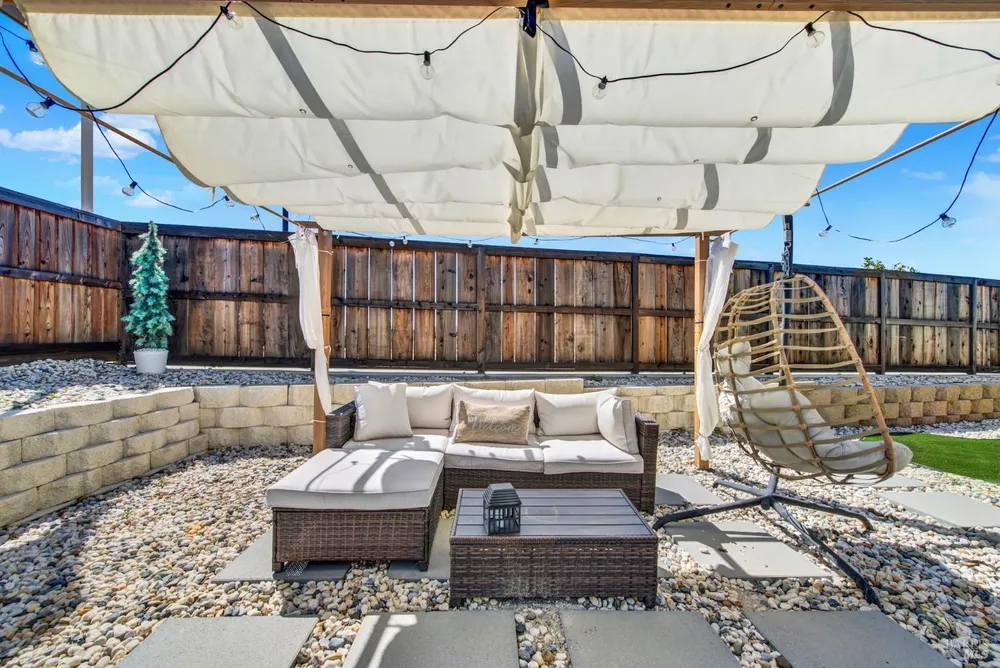 1501 Nightfall Ln, Fairfield, CA 94533