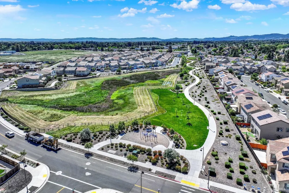 1501 Nightfall Ln, Fairfield, CA 94533