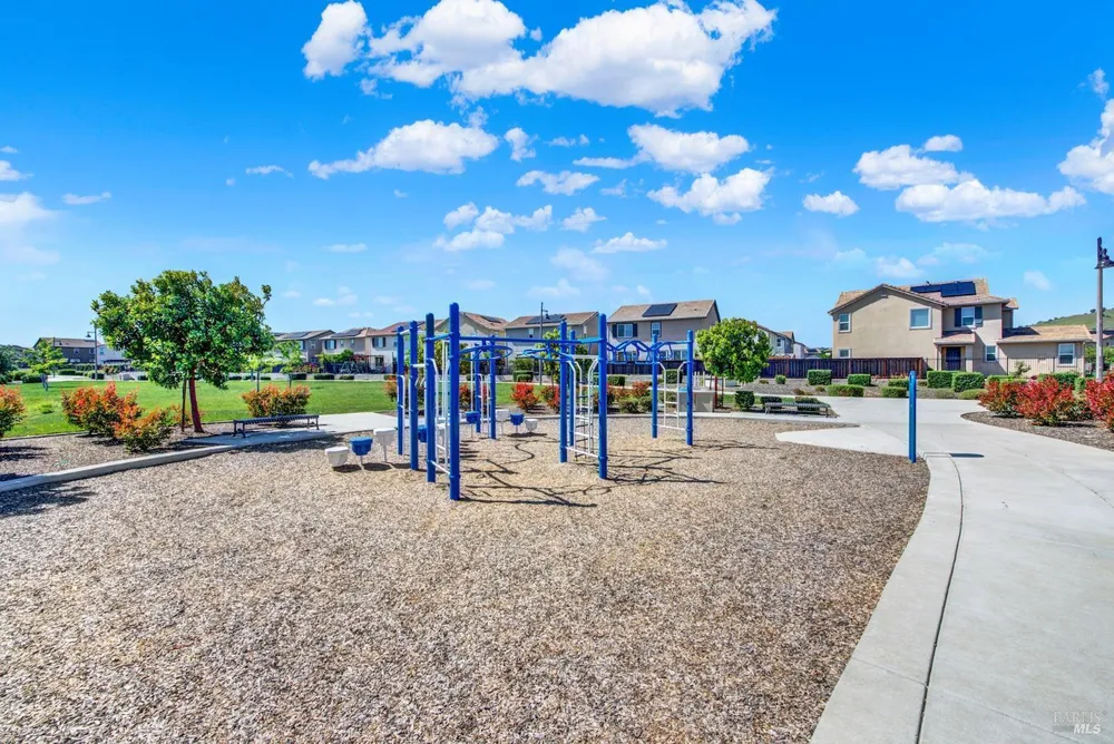 1501 Nightfall Ln, Fairfield, CA 94533