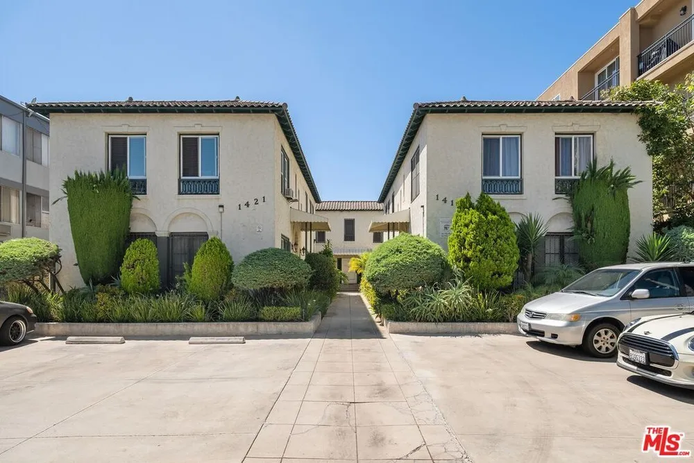 1415 S ST ANDREWS PL, South Los Angeles, CA 90019
