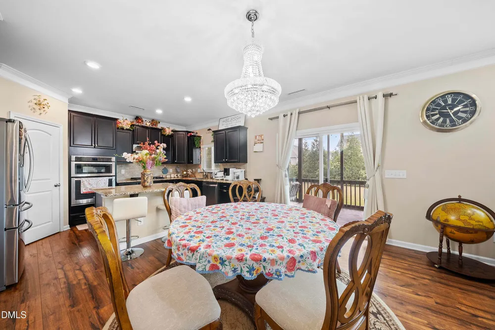 105 Autumn Crest Ln, Fuquay-Varina, NC 27526