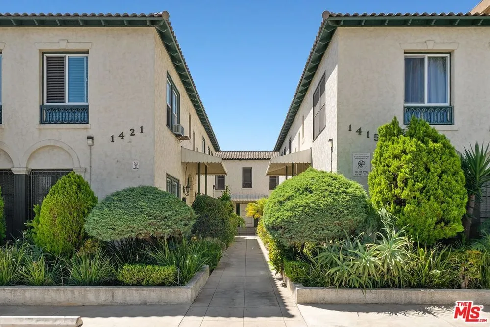 1415 S ST ANDREWS PL, South Los Angeles, CA 90019