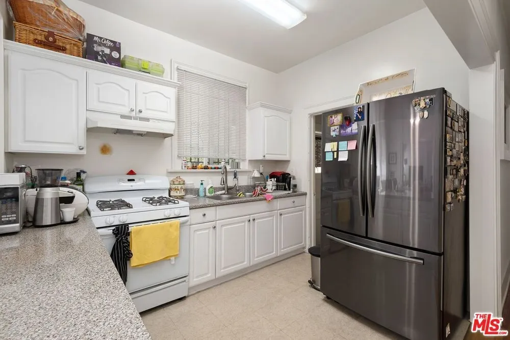 1415 S ST ANDREWS PL, South Los Angeles, CA 90019