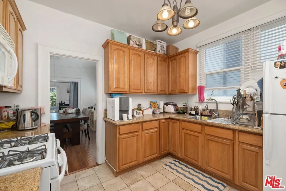1415 S ST ANDREWS PL, South Los Angeles, CA 90019
