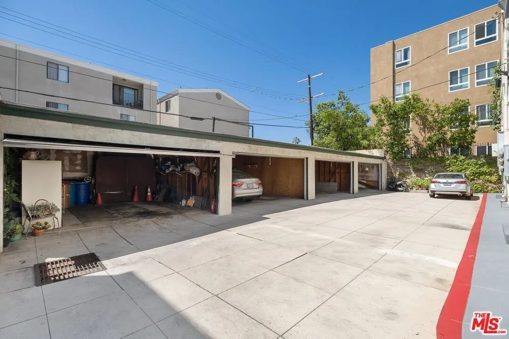1415 S ST ANDREWS PL, South Los Angeles, CA 90019