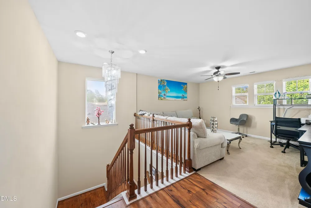 105 Autumn Crest Ln, Fuquay-Varina, NC 27526