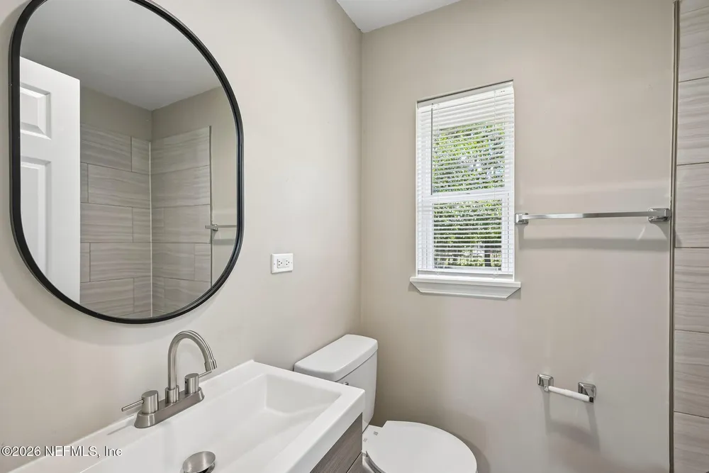 10554 Dobell Rd, Jacksonville, FL 32246