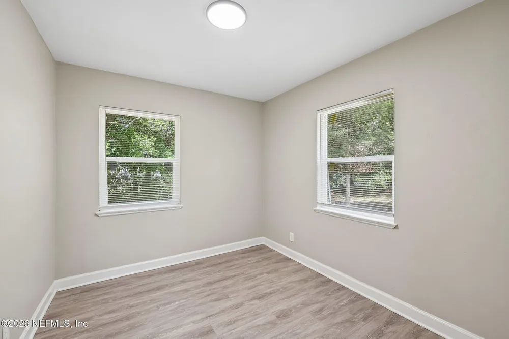 10554 Dobell Rd, Jacksonville, FL 32246