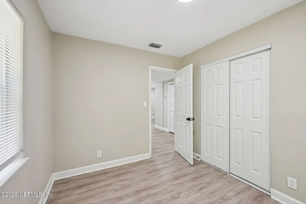10554 Dobell Rd, Jacksonville, FL 32246