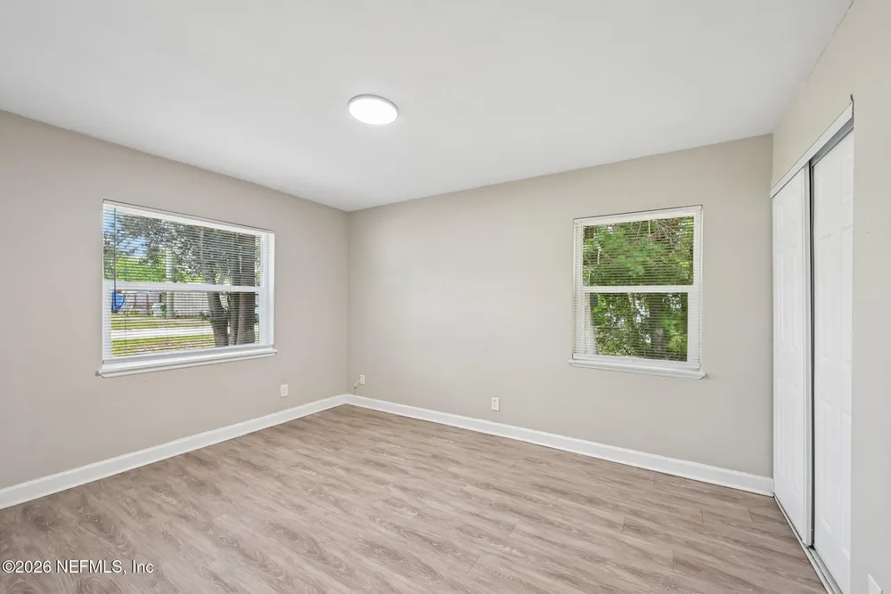 10554 Dobell Rd, Jacksonville, FL 32246