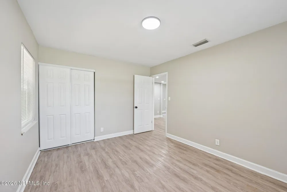 10554 Dobell Rd, Jacksonville, FL 32246