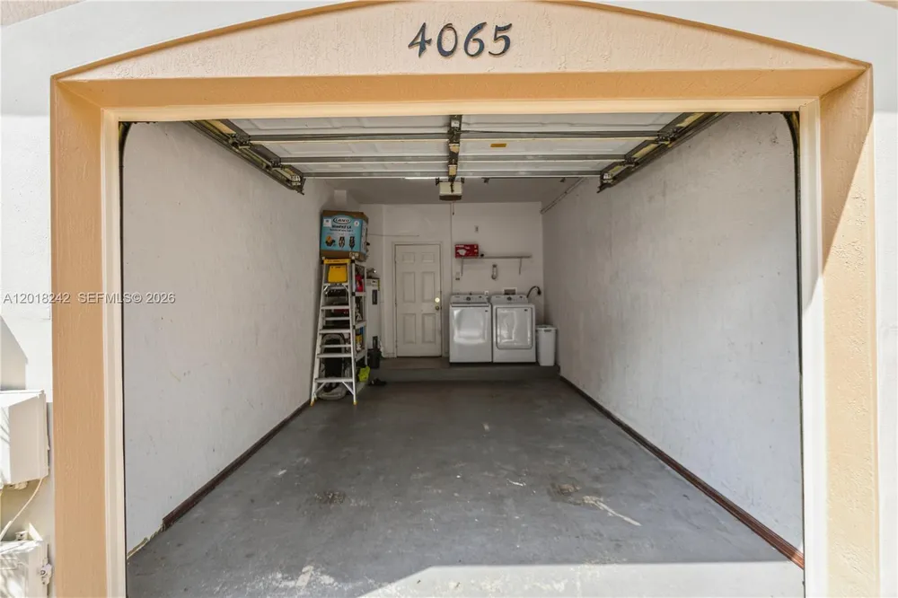 4065 Crystal Lake Dr, Deerfield Beach, FL 33064