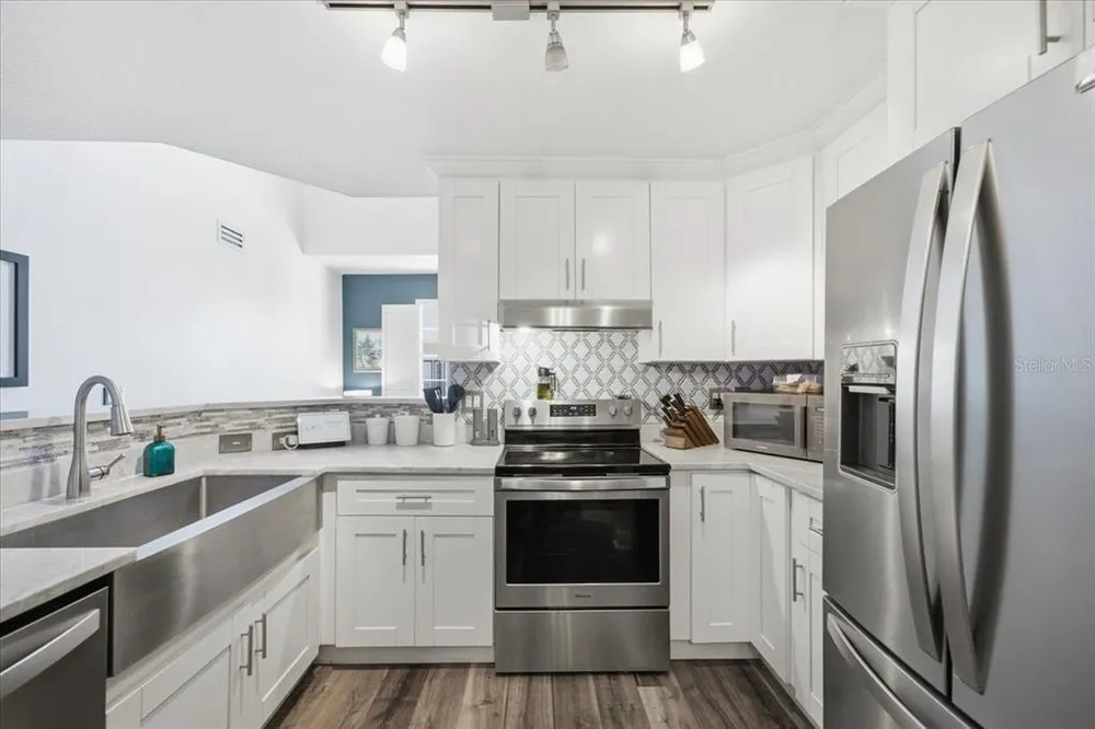 501 Knights Run Ave, Tampa, FL 33602