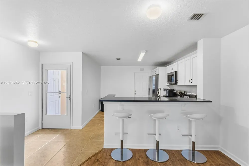 4065 Crystal Lake Dr, Deerfield Beach, FL 33064