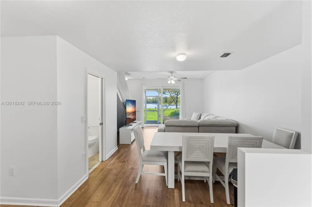 4065 Crystal Lake Dr, Deerfield Beach, FL 33064