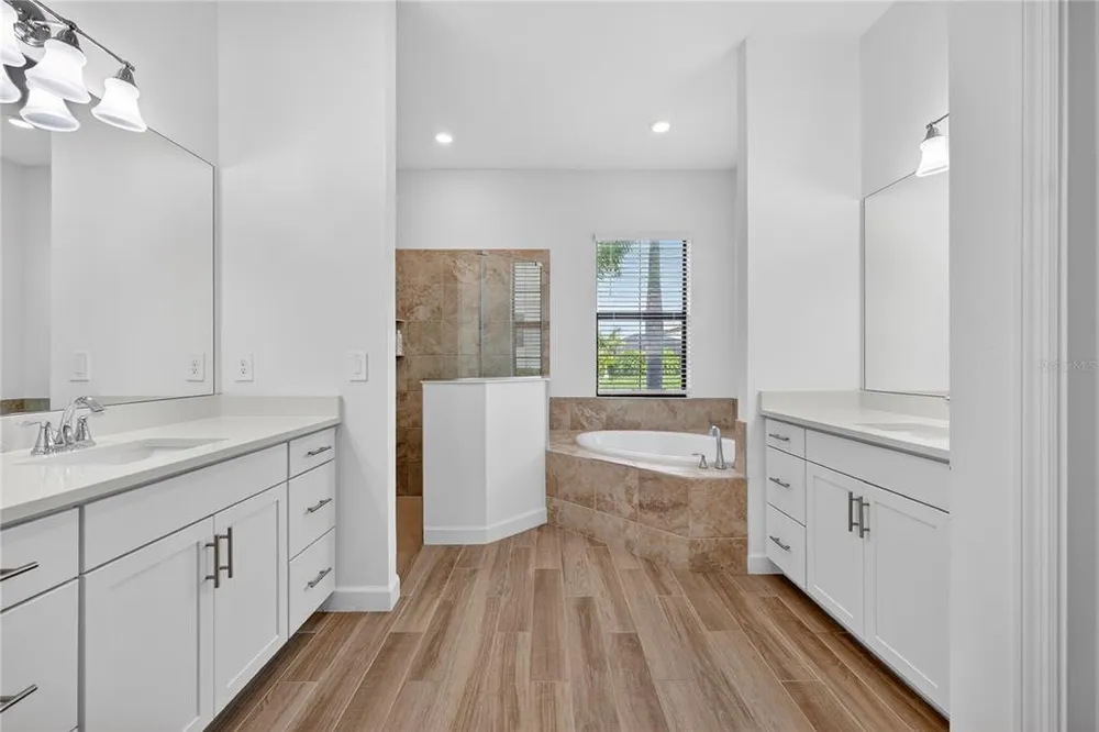 4911 Sparkling Sea Ln, Bradenton, FL 34211