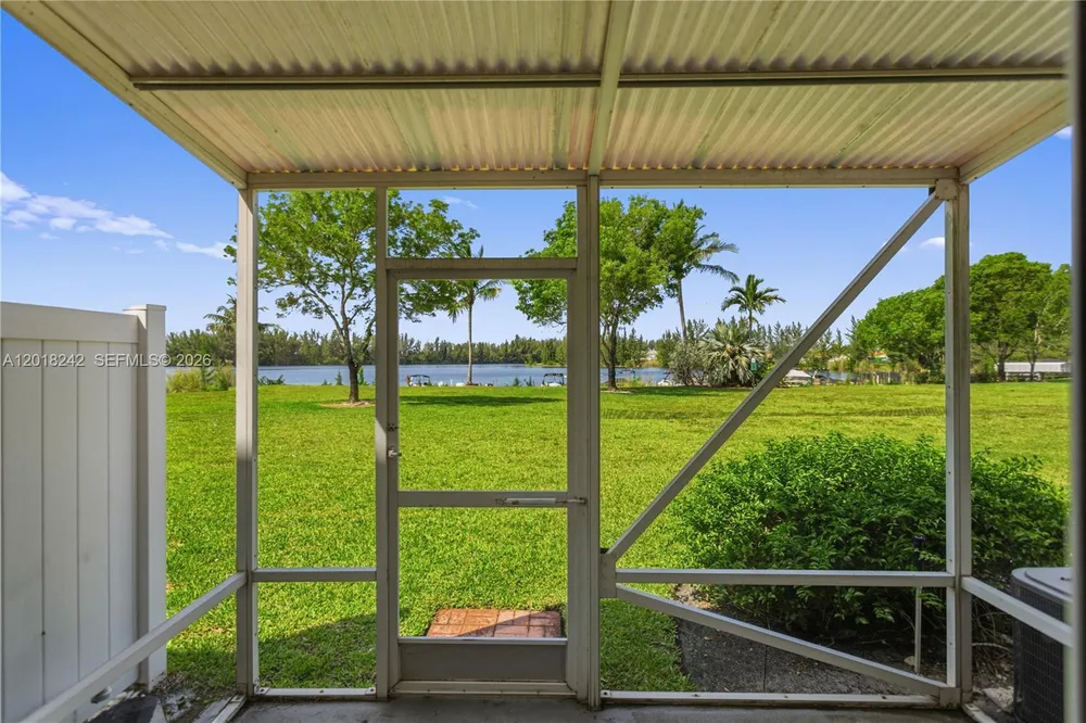 4065 Crystal Lake Dr, Deerfield Beach, FL 33064