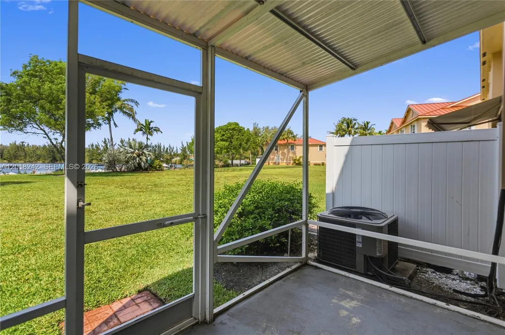4065 Crystal Lake Dr, Deerfield Beach, FL 33064