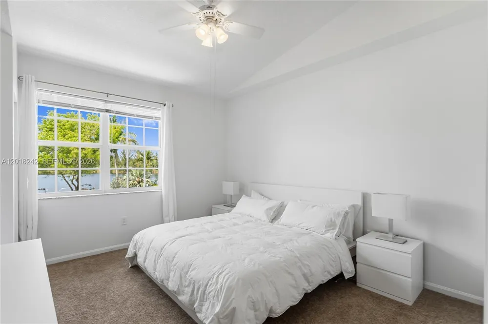 4065 Crystal Lake Dr, Deerfield Beach, FL 33064